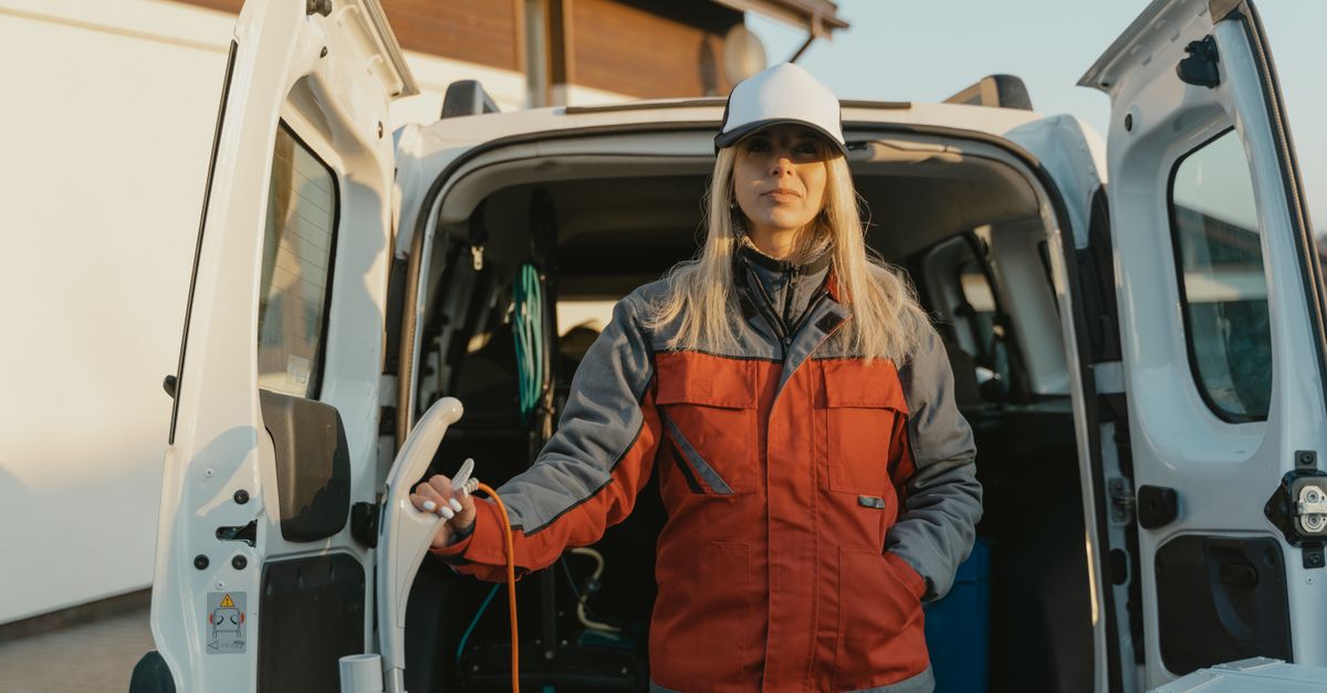 locksmith service technician — Brampton Locksmith Solution