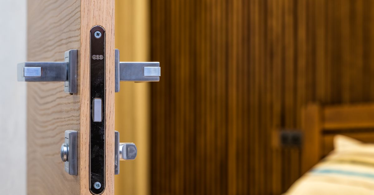 front door lock key — Brampton Locksmith Solution